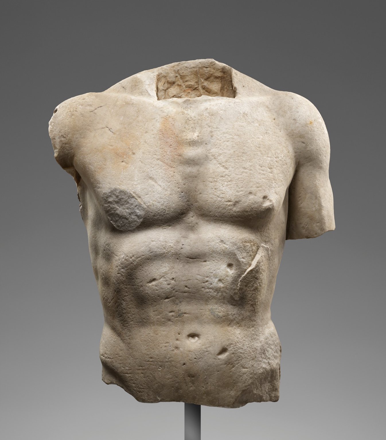 Classical torso on a dark background